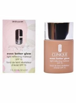 Am billigsten 👍 Kosmetik Clinique Even Better Glow Light Reflecting Makeup CN 52 Neutral (MF) LSF 15 (30 Ml) Günstig Kaufen 🎉